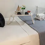 Cocomelo Apts 2
